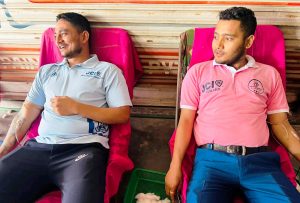 बिरामीको सहयोगका लागि ६० जनाले गरे रक्तदान