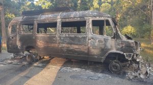 बीमा रकम पाउन बसमा आफैँ आगजनी गर्ने पक्राउ