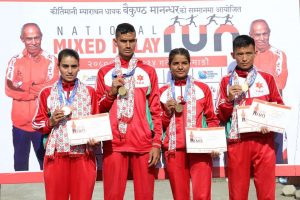 चार खेलाडीलाई राष्ट्रिय मिक्स रिले दौडमा स्वर्ण