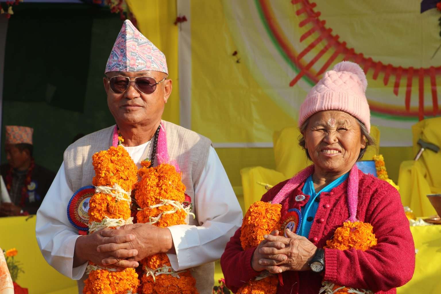 इलाम २ उपनिर्वाचन : धर्मगुरुको ‘आशीर्वाद’ लिने ध्याउन्न