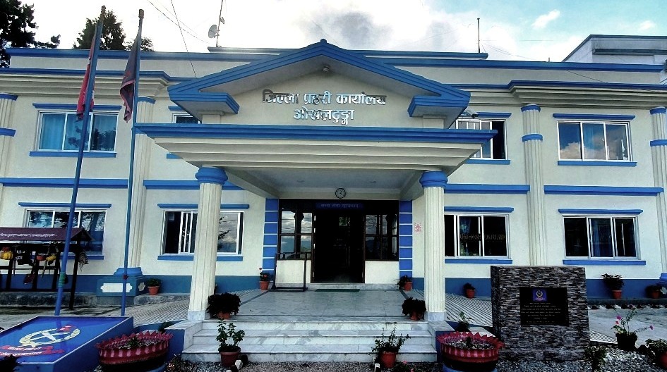 रोएर दिक्क लगाएको भन्दै विष खुवाएर दुई महिने छोराको हत्या