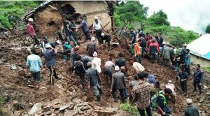 पहिरोमा पुरिएर स्याङ्जामा ३ जनाको मृत्यु