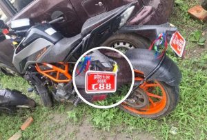 लाइसेन्सबिनै चलाएको मोटरसाइकलको ठक्करले पैदलयात्रीको मृत्यु