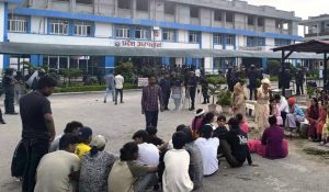 घरभित्र निसास्सिएर आमा छोराको मृ*त्यु