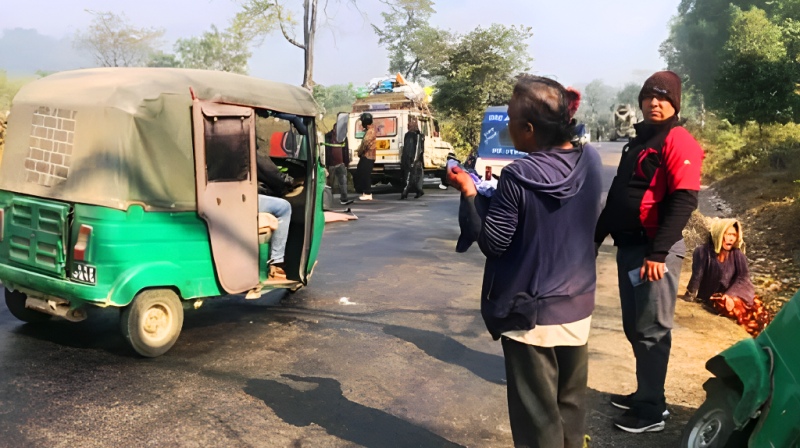 बोलेरो र टेम्पो ठोक्किँदा १ जनाको मृत्यु, ३ घाइते