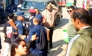 वृद्धभत्ता लिएर फर्किरहेकी वृद्धाबाट रकम लुटियो