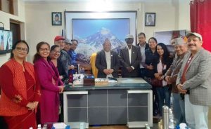 प्रदेश प्रज्ञा प्रतिष्ठानको नेतृत्वमा स्रष्टाहरू राख्न माग