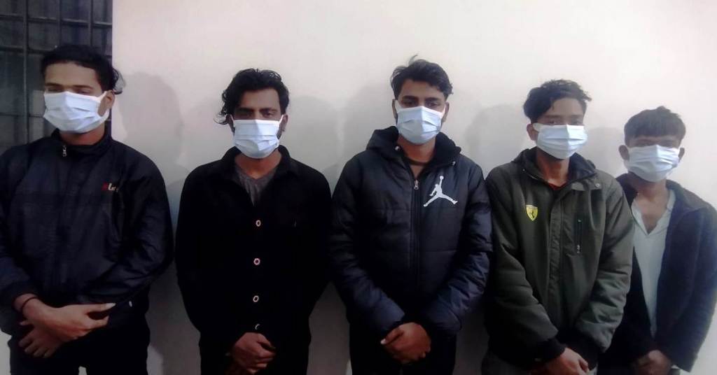 क्यानाडा पठाइदिने भन्दै ६६ लाख ठगी