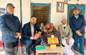 झमकलाई घरैमा ‘कोशी एक्सिलेन्स अवार्ड’