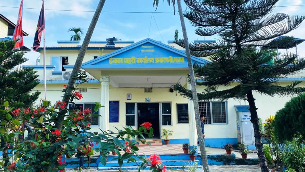होटलमा बसेका युवकको मृत्यु, प्रेमिकासहित २ जना  प्रहरीको नियन्त्रणमा