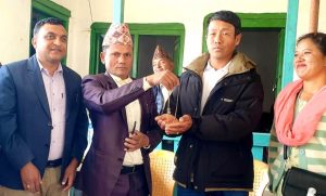 हराएको ३ तोलाभन्दा बढीको सुनको सिक्री फिर्ता पाएपछि…