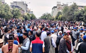 शिक्षा ऐन नदिएसम्म आन्दोलन नरोक्ने अडानमा शिक्षकहरू