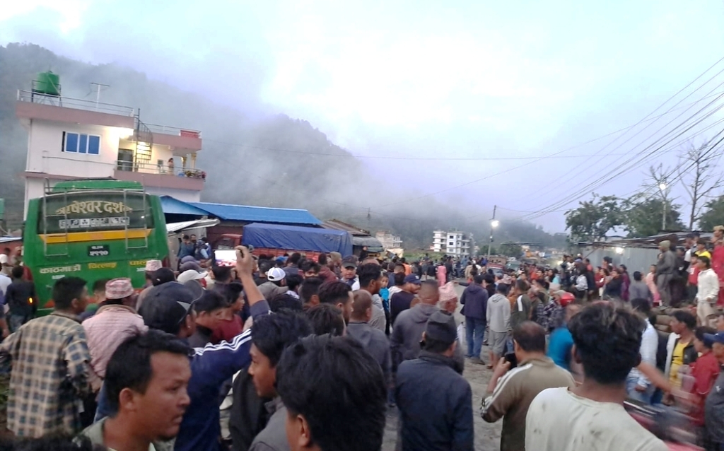 दुर्घटनामा २ जना शिक्षक गुमाएपछि शोकमा डुब्यो विद्यालय