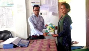 उमेर ५२ वर्ष, कक्षा १ : वडासदस्य डल्लीदेवीको लोभलाग्दो जाँगर
