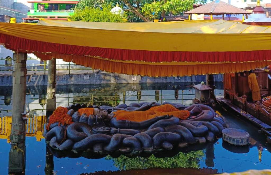 ज्येष्ठ शुक्ल एकादशी : मठमा तुलसीको दल राखिँदै
