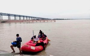 कोशी खतराको तह माथि : ब्यारेजका सबै ढोका खोलिए, सतर्क रहन आग्रह