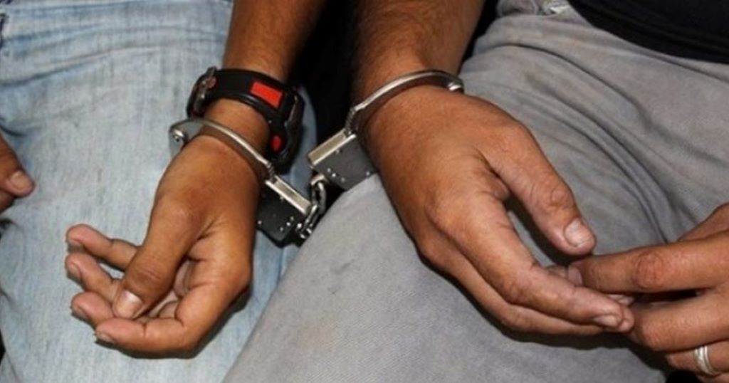 सुनसरीमा स्रोत नखुलेको साढे ६ लाखसहित दुई जना पक्राउ
