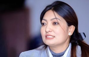 ‘पार्टी पुनर्गठन र रूपान्तरण गर्न म बाहिर बस्न तयार छु’