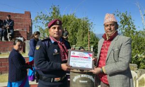 लैङ्गिक हिंसा विरुद्धको अभियानमा योगदान दिने कार्की सम्मानित
