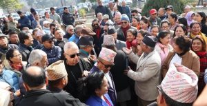 कांग्रेसको आधिकारिकता विवाद: देउवा पक्ष निर्वाचन आयोगमा