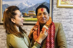 पत्रकारिता छोडेर ऋषि धमला रौतहट-४ बाट चुनाव लड्ने