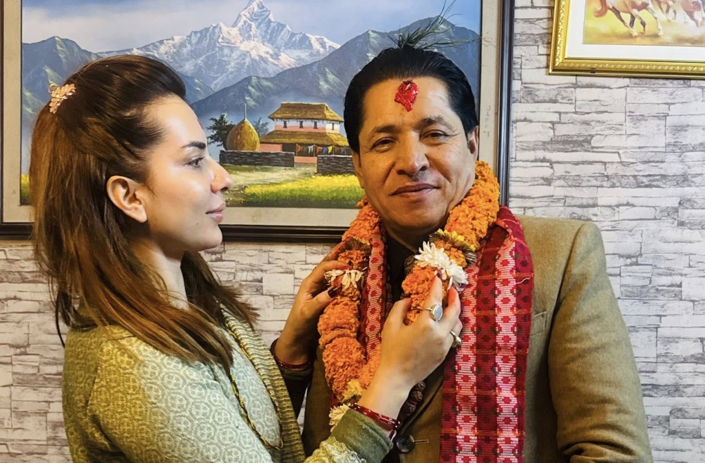 पत्रकारिता छोडेर ऋषि धमला रौतहट-४ बाट चुनाव लड्ने