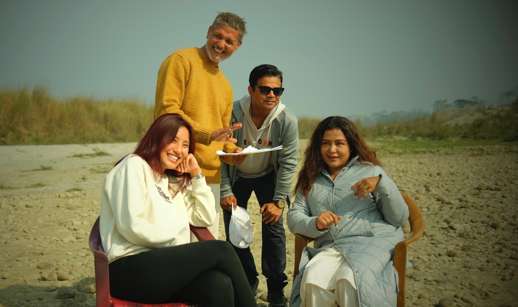 ‘फ्रेन्च किस’ को मुख्य भूमिकामा रेखा