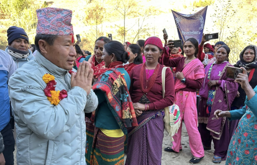 ‘चुनावमा नक्कली प्रतिबद्धतापत्र बाँडेर प्रचार’