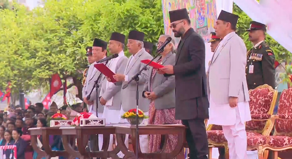 १५ सदस्यीय मन्त्रिपरिषद् : कसले कुन मन्त्रालय पाए?
