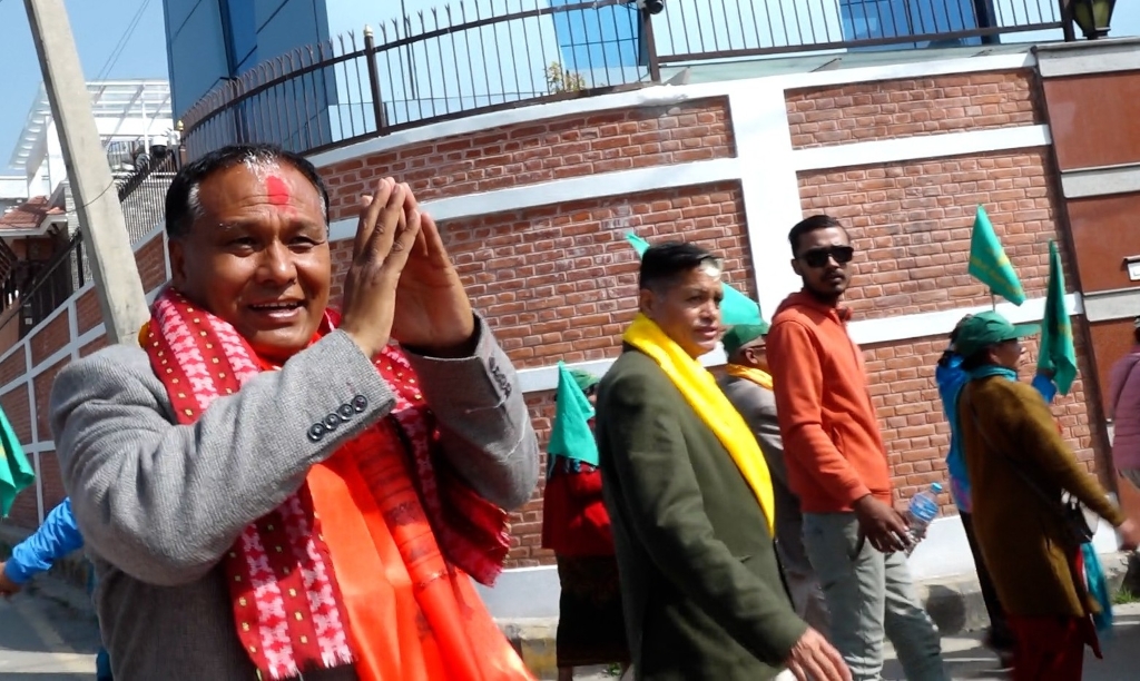 कुलमान घिसिङलाई प्रगतिशील लोकतान्त्रिक पार्टीको समर्थन