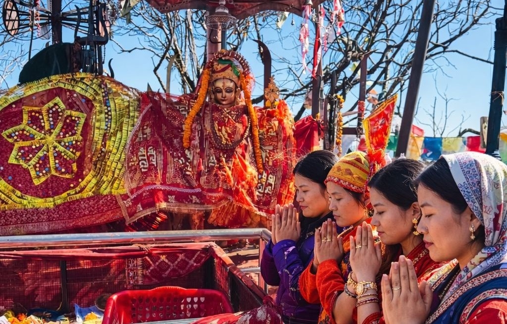 फागुनमा १८ हजार तीर्थयात्री, ३१ लाख भेटी