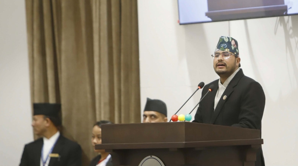 संसद्‌बाट संवैधानिक राजसंस्था र हिन्दु राष्ट्र पुनर्स्थापनाको माग