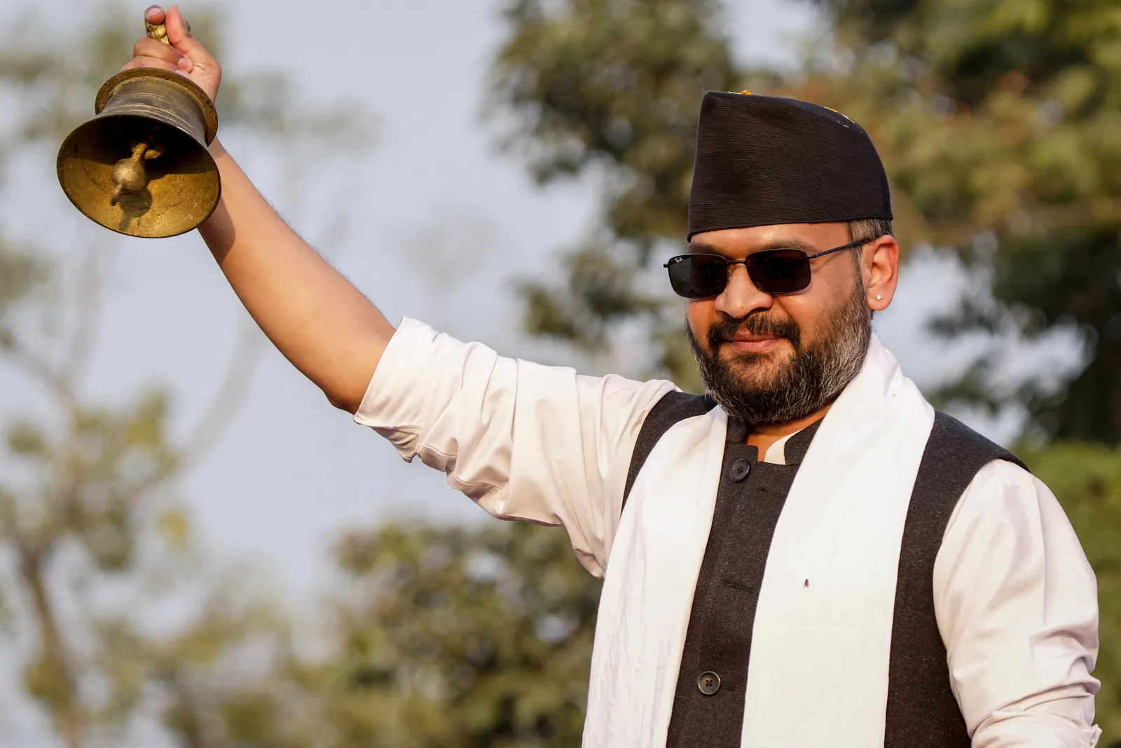 सय दिनको सरकार, हजार दिनका अफवाह